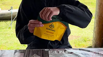 Томатний суп SubliMate швидкого приготування Паковання томатного супу з рисом SubliMate відкривають перед додаванням гарячої води
