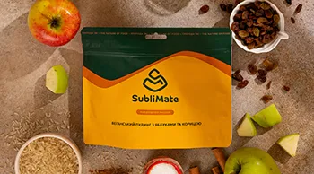 Сублімована їжа SubliMate — веганський пудинг Сублімована їжа SubliMate — веганський пудинг з яблуками, родзинками та корицею