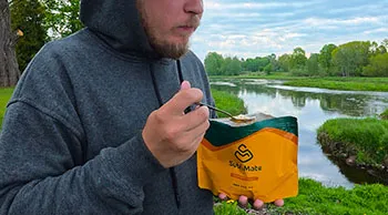Їжа з собою SubliMate — мак енд чіз Мак енд чіз SubliMate як зручна їжа з собою для відпочинку та подорожей