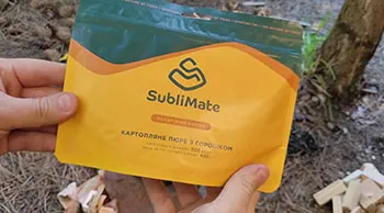 Готова страва SubliMate — картопляне пюре Готова страва SubliMate з картопляним пюре та зеленим горошком у пакованні