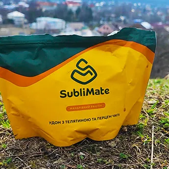 Сублімована їжа SubliMate — удон з телятиною та чилі Сублімована їжа SubliMate — удон з телятиною та перцем чилі у зручному пакованні